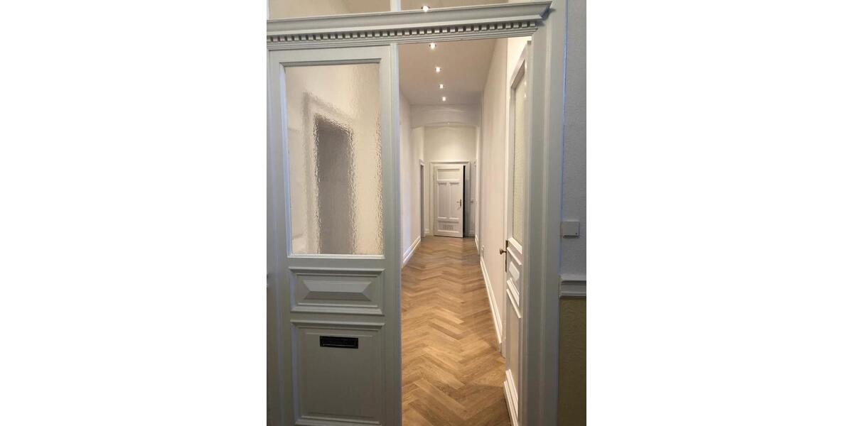 Etagenwohnung Wiesbaden Klarenthal - 5 Zimmer, 125 m&sup2;, 2.200&euro; | Angebot:26404973