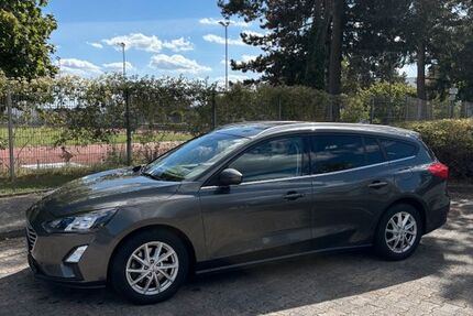 Ford Focus 120.000 km 11.999 &euro; Oberursel 61440