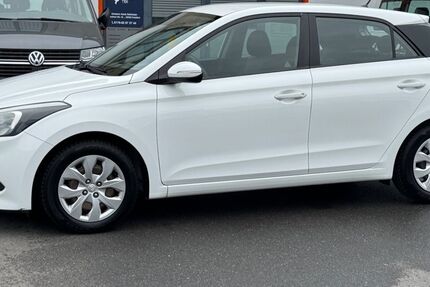 Hyundai i20 123.000 km 7.499 € Frankfurt am Main 60314