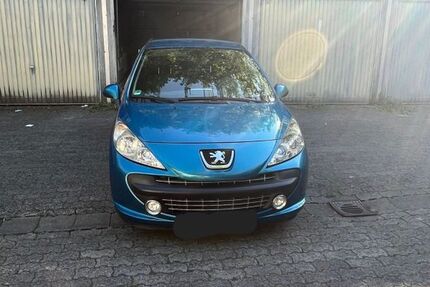 Peugeot 207 163.000 km 2.500 &euro; Schwalbach 65824
