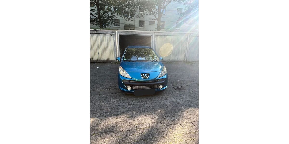 Peugeot 207 163.000 km 2.500 &euro; Schwalbach 65824