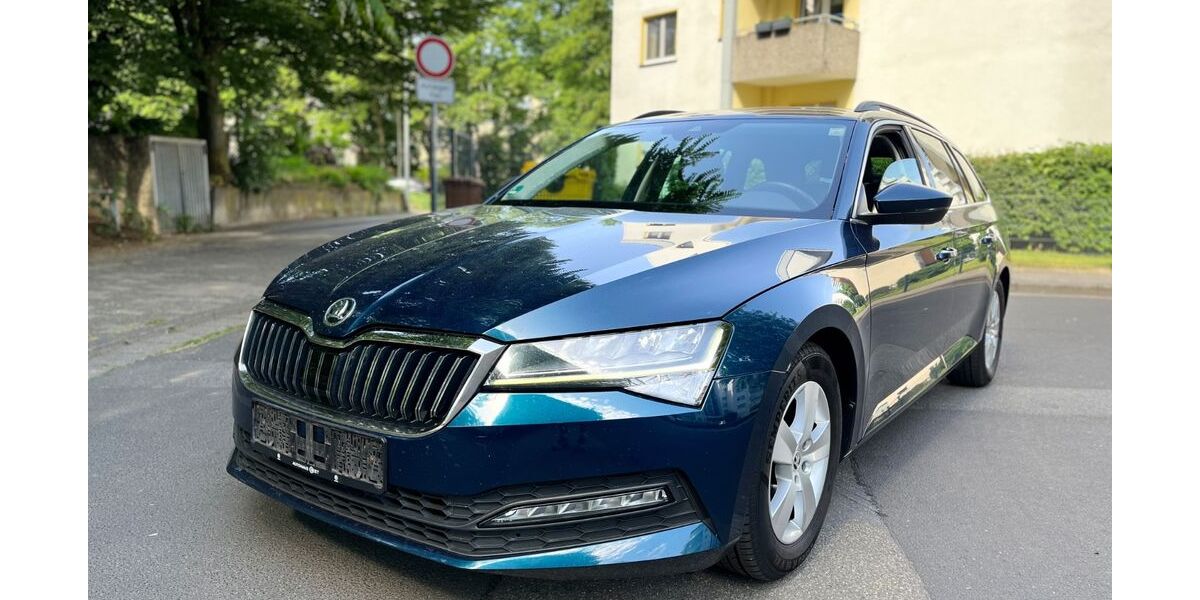 Skoda Superb 200.000 km 13.999 &euro; Wiesbaden 65203