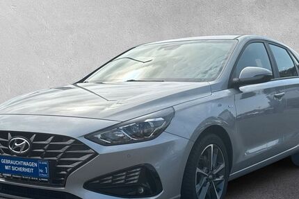 Hyundai i30 47.900 km 17.640 € Rüsselsheim 65428