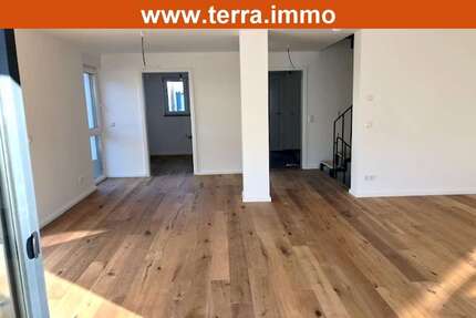 Haus Hattersheim am Main - 6 Zimmer, 146 m&sup2;, 689.900&euro; | Angebot:26367189