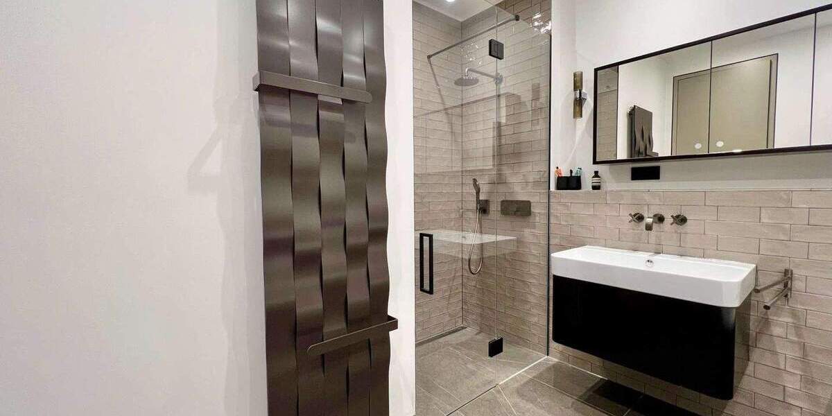 Etagenwohnung Frankfurt am Main Gallus - 2 Zimmer, 90 m&sup2;, 3.600&euro; | Angebot:25400926