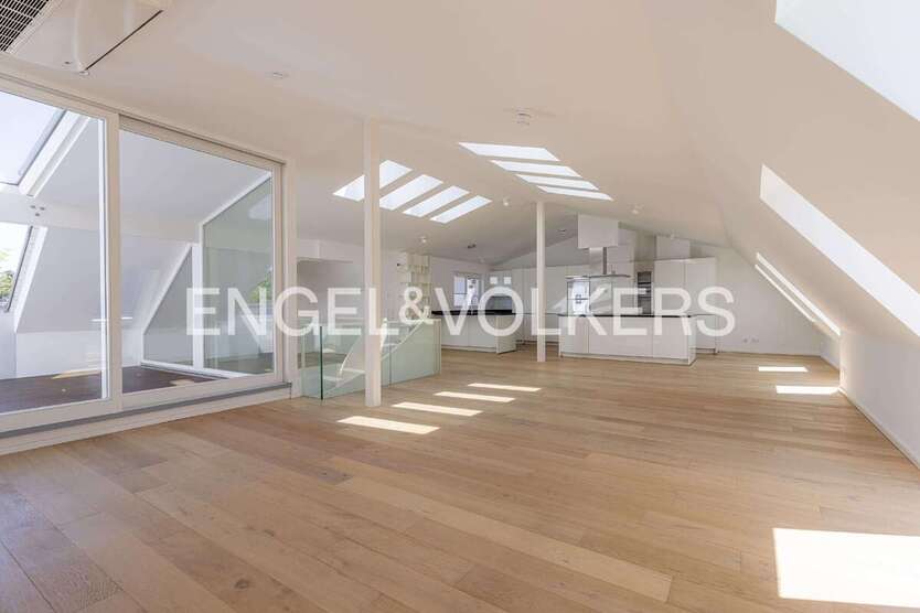 Wohnung zum Mieten in Frankfurt am Main 5.750 € 233 m² 5 zimmer