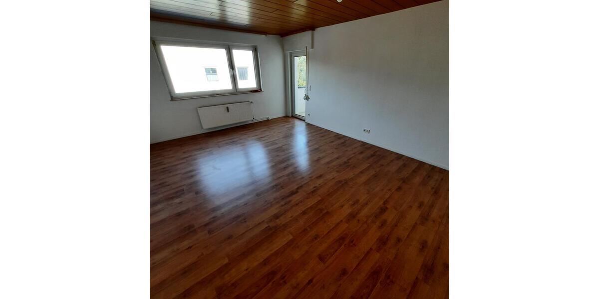 Etagenwohnung Wiesbaden Mainz-Amöneburg - 4 Zimmer, 85 m&sup2;, 1.100&euro; | Angebot:25406577