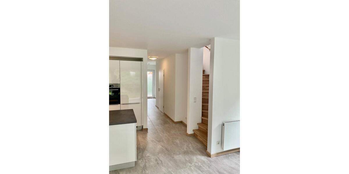 Modernes 5-Zimmer-Familienhaus mit Garten, Terrasse & viel Licht 5 zimmer