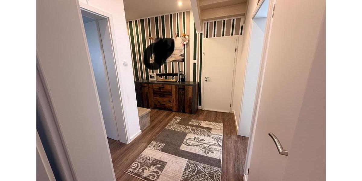 Etagenwohnung Idstein - 2 Zimmer, 70 m&sup2;, 1.000&euro; | Angebot:26223338
