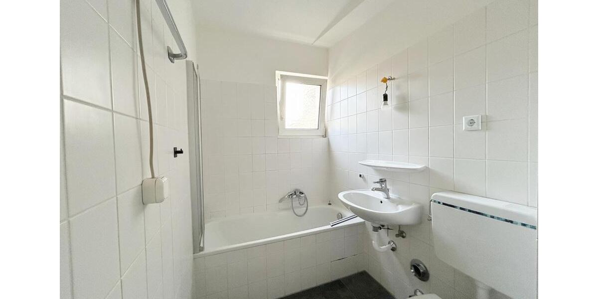 Etagenwohnung Hofheim am Taunus - 3 Zimmer, 70 m&sup2;, 1.350&euro; | Angebot:24506689