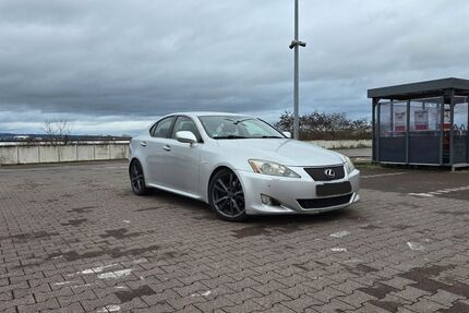 Lexus IS 250 270.000 km 5.900 &euro; Kelsterbach 65151