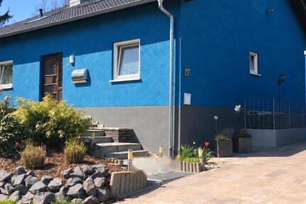 Haus Idstein - 9.5 Zimmer, 281 m&sup2;, 635.000&euro; | Angebot:27533686