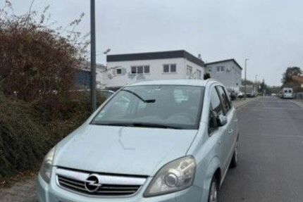 Opel Zafira 195.500 km 1.999 &euro; Bad Camberg 65520