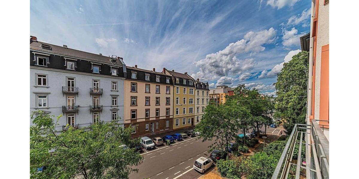 Etagenwohnung Frankfurt am Main Bockenheim - 3 Zimmer, 90 m&sup2;, 2.400&euro; | Angebot:26803848