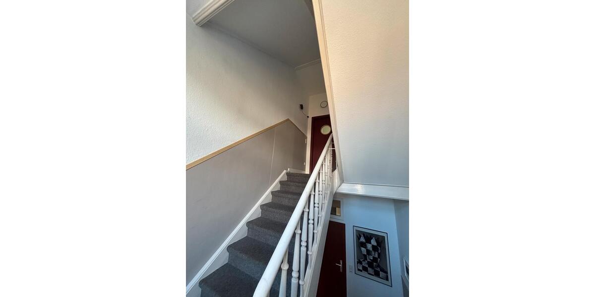 Dachgeschoßwohnung Oberursel (Taunus) - 1 Zimmer, 23 m&sup2;, 905&euro; | Angebot:25226015