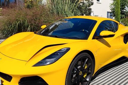 Lotus Emira 1.500 km 82.900 &euro; Bad Soden 65812