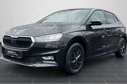 Skoda Fabia 91.426 km 13.890 &euro; Wiesbaden 65197