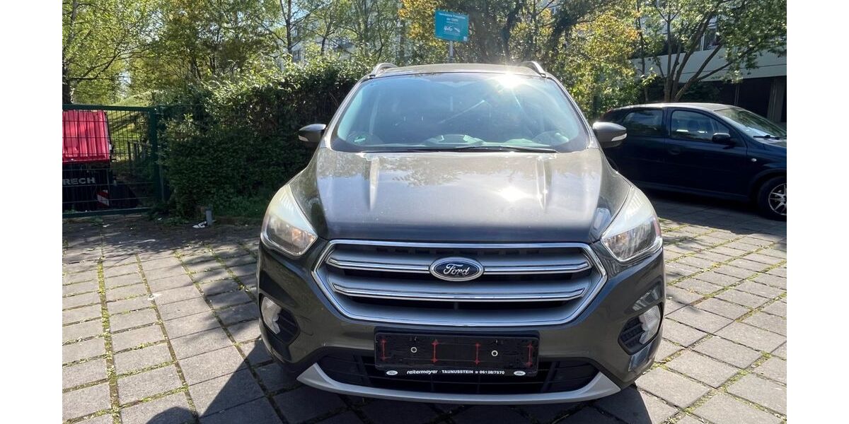 Ford Kuga 107.000 km 11.500 &euro; Wiesbaden 65197