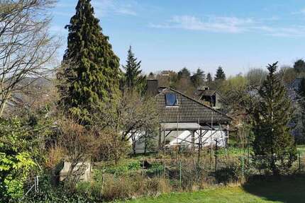 Wohnung Wiesbaden Bierstadt - 3 Zimmer, 82 m&sup2;, 1.100&euro; | Angebot:24844661