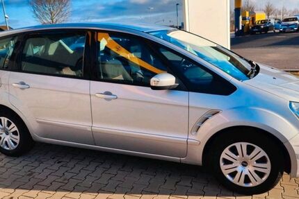 Ford S-Max 202.000 km 3.999 &euro; Mainz 55129