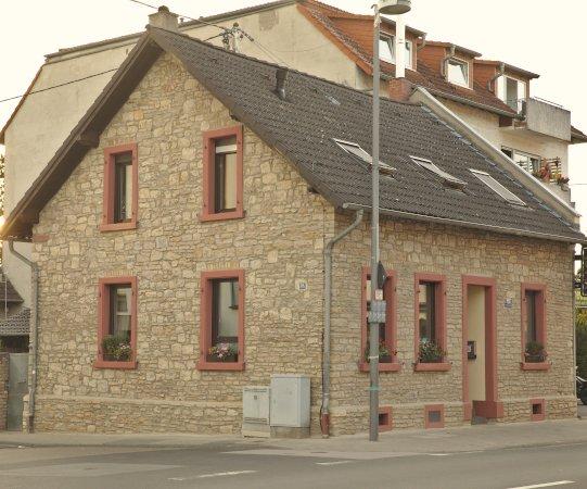 Einfamilienhaus Ingelheim am Rhein - 4 Zimmer, 160 m&sup2;, 695.000&euro; | Angebot:26414439
