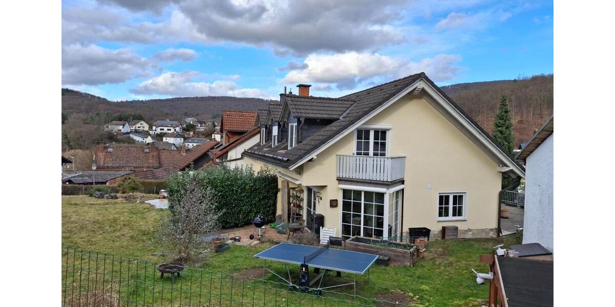 Doppelhaushälfte Waldems - 5 Zimmer, 175 m&sup2;, 1.540&euro; | Angebot:25306744