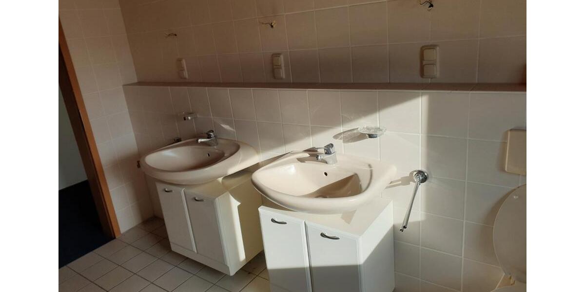 Einfamilienhaus Ober-Olm Olm - 10 Zimmer, 360 m&sup2;, 750.000&euro; | Angebot:26796577