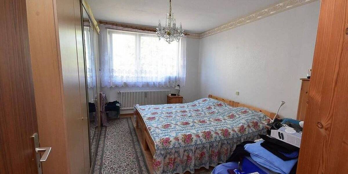 Etagenwohnung Hochheim - 2 Zimmer, 67 m&sup2;, 1.090&euro; | Angebot:26886364
