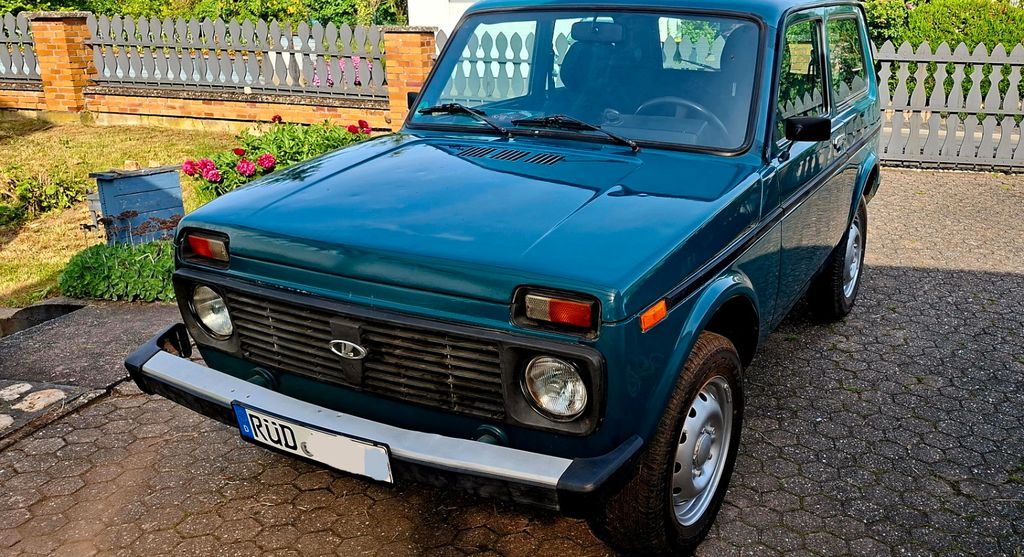 Lada Niva 107.769 km 5.500 &euro; Rüdesheim am Rhein 65385