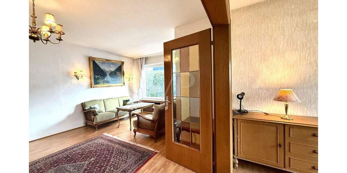 Mehrfamilienhaus, Wohnhaus Kelkheim (Taunus) Kelkheim - 8 Zimmer, 183 m&sup2;, 845.000&euro; | Angebot:25682197