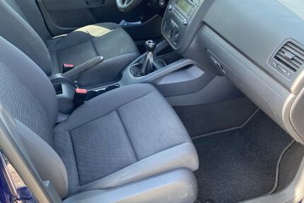 VW Golf 190.000 km 2.100 &euro; Hünfelden 65597