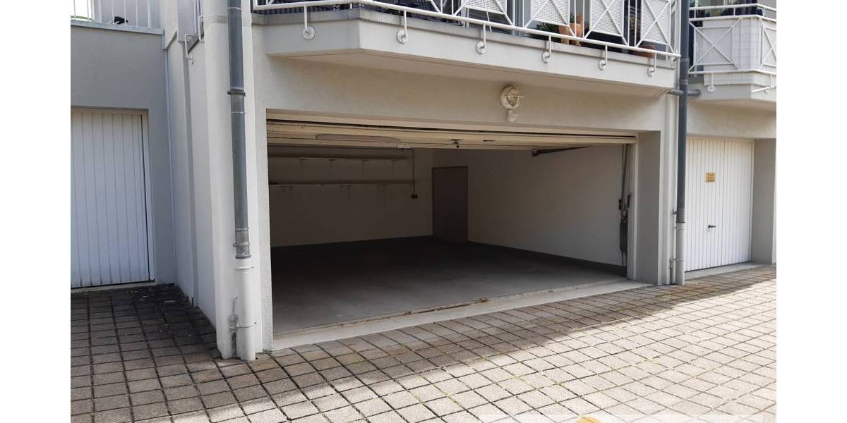 Etagenwohnung Wiesbaden Südost - 4 Zimmer, 152 m&sup2;, 1.900&euro; | Angebot:26170806