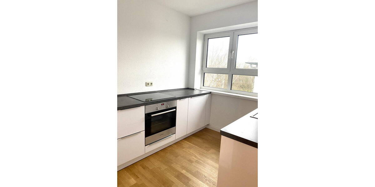 Etagenwohnung Frankfurt am Main Niederrad - 2 Zimmer, 50 m&sup2;, 1.120&euro; | Angebot:26921912