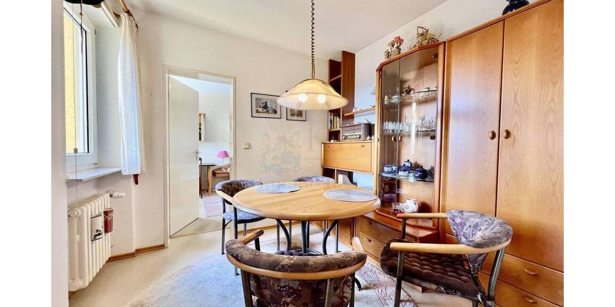 Etagenwohnung Hofheim - 2 Zimmer, 61 m&sup2;, 220.000&euro; | Angebot:26642196