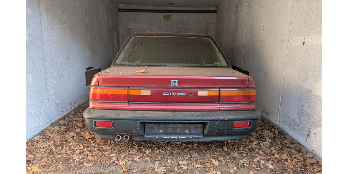 Honda Civic 105.000 km 3.333 &euro; Rüsselsheim 65428