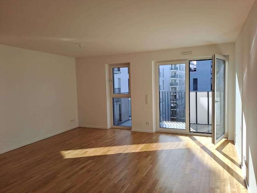 Wohnung zum Mieten in Frankfurt am Main 3.100 € 148 m² 5 zimmer