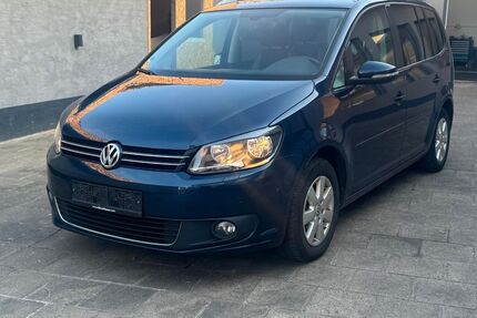 VW Touran 130.000 km 9.290 &euro; Ockenheim 55437