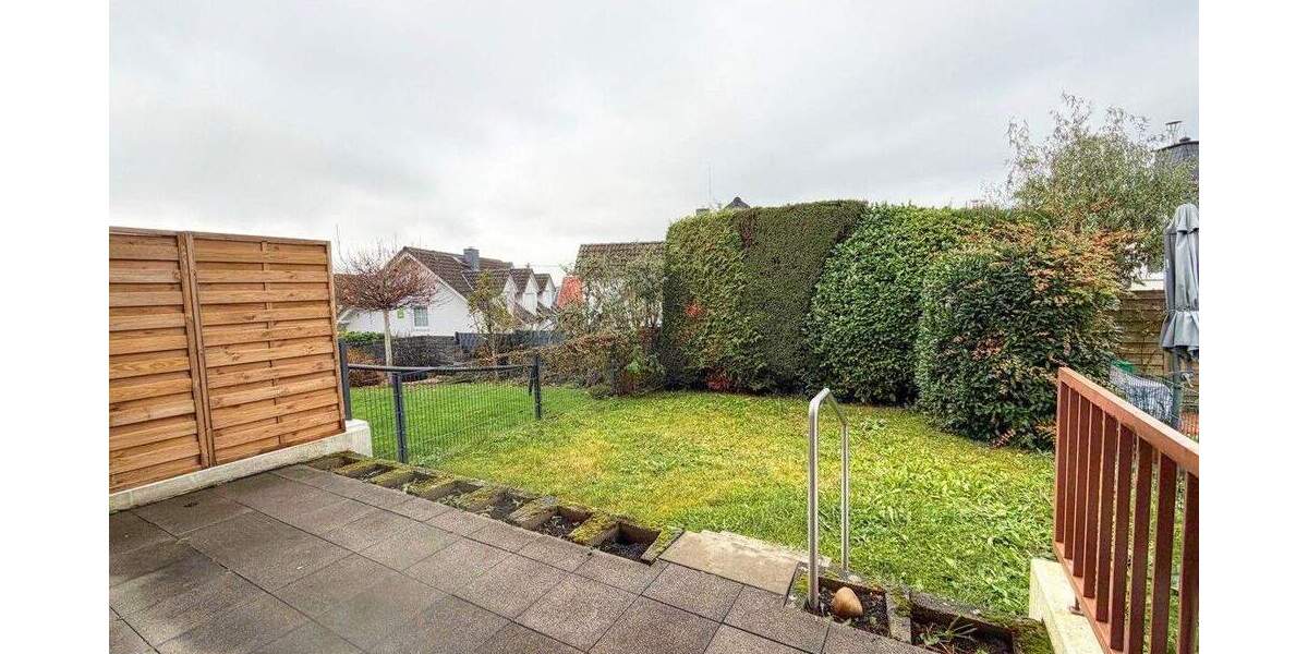 Reihenmittelhaus Kronberg im Taunus / Oberhöchstadt Taunus Oberhöchstadt - 5 Zimmer, 140 m&sup2;, 580.000&euro; | Angebot:25686318