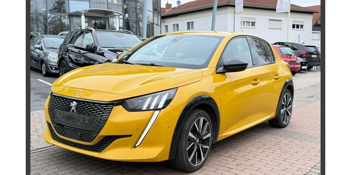 Peugeot 208 110.180 km 12.590 &euro; Mainz 55128