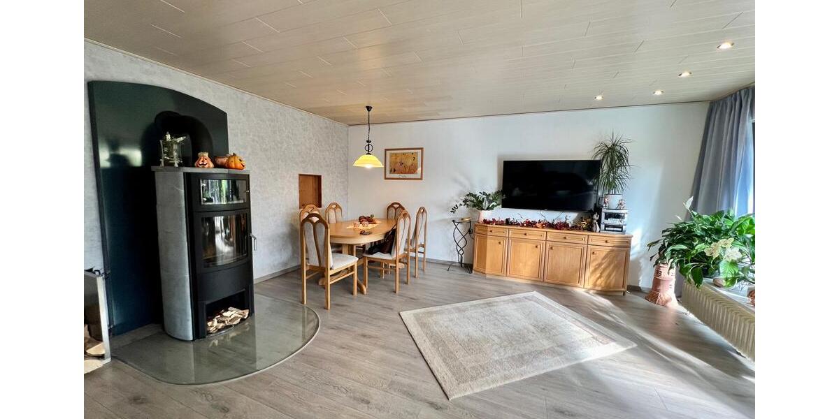 Einfamilienhaus Schlangenbad - 6 Zimmer, 174 m&sup2;, 2.500&euro; | Angebot:26670174