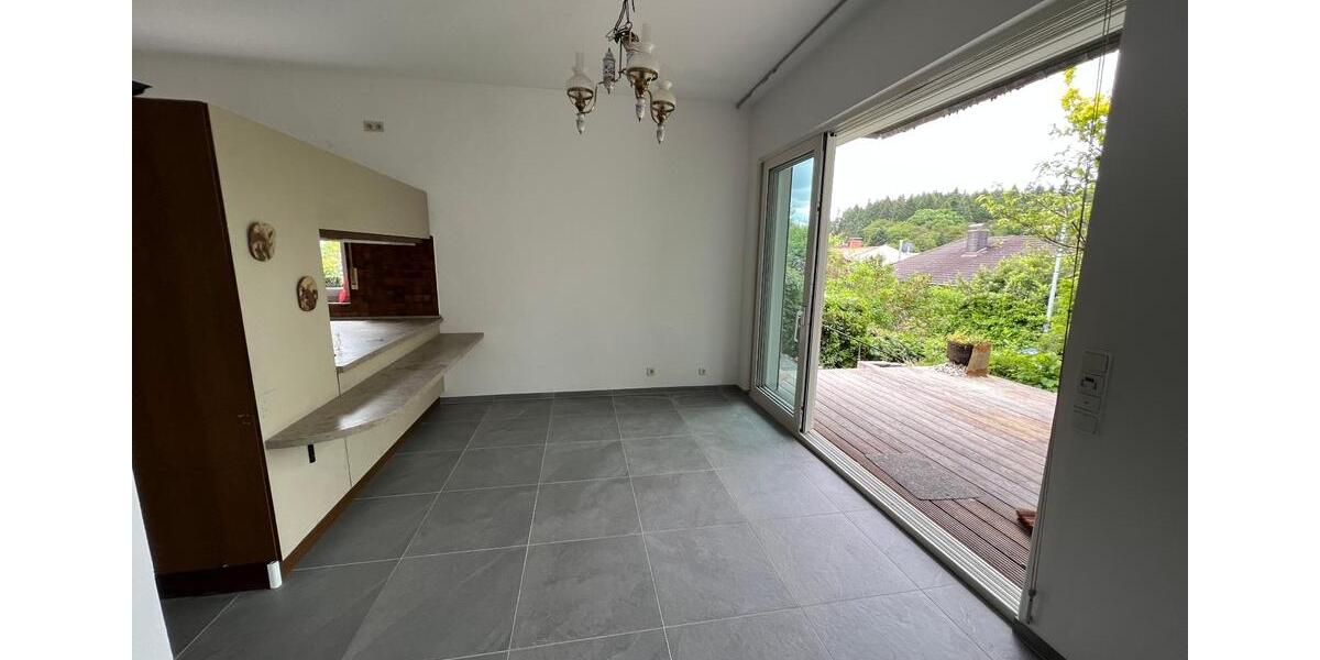 Doppelhaushälfte (Bungalow) m. Garten in Eppenhain zu vermieten. 5 zimmer