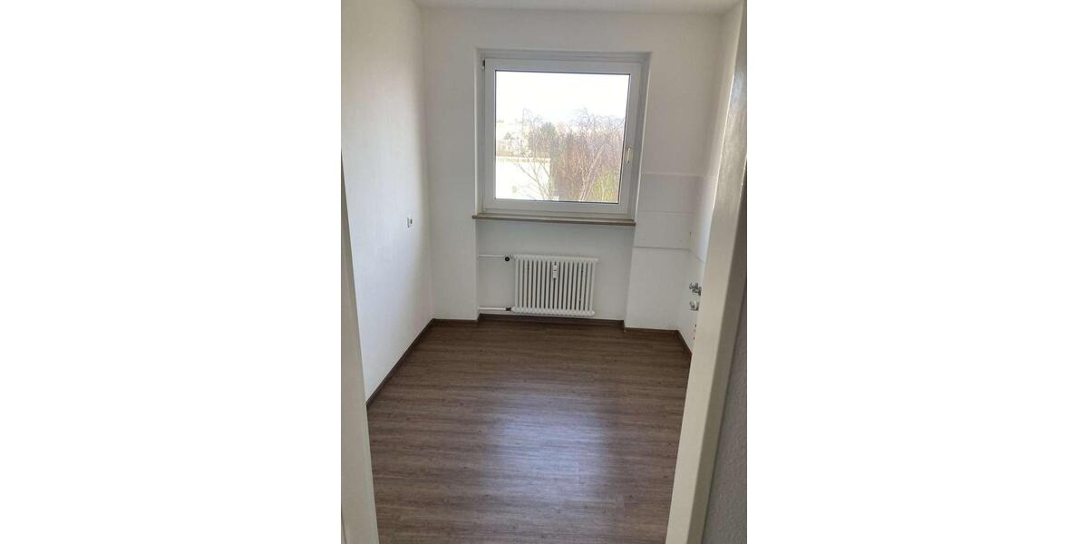 Etagenwohnung Oberursel (Taunus) - 3 Zimmer, 67 m&sup2;, 1.008&euro; | Angebot:26425340