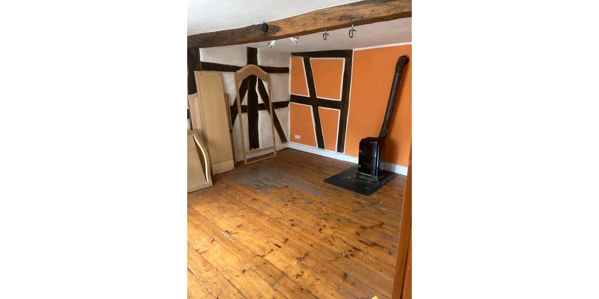 Bauernhaus, Landhaus Heidenrod - 5 Zimmer, 130 m&sup2;, 135.000&euro; | Angebot:27097247