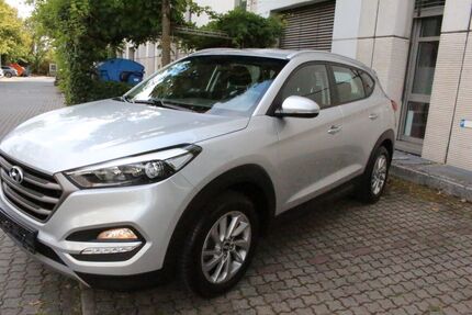 Hyundai TUCSON 124.000 km 15.600 &euro; Rüsselsheim 65428