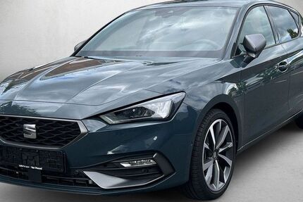 Seat Leon 4.999 km 30.880 &euro; Wiesbaden 65189