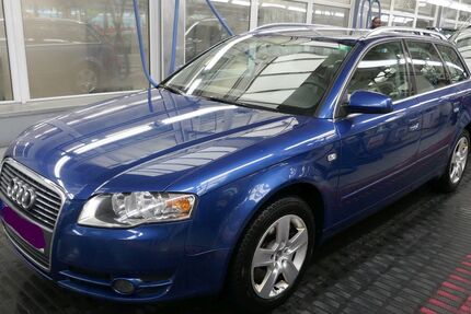 Audi A4 331.000 km 1.990 &euro; Eltville 65343