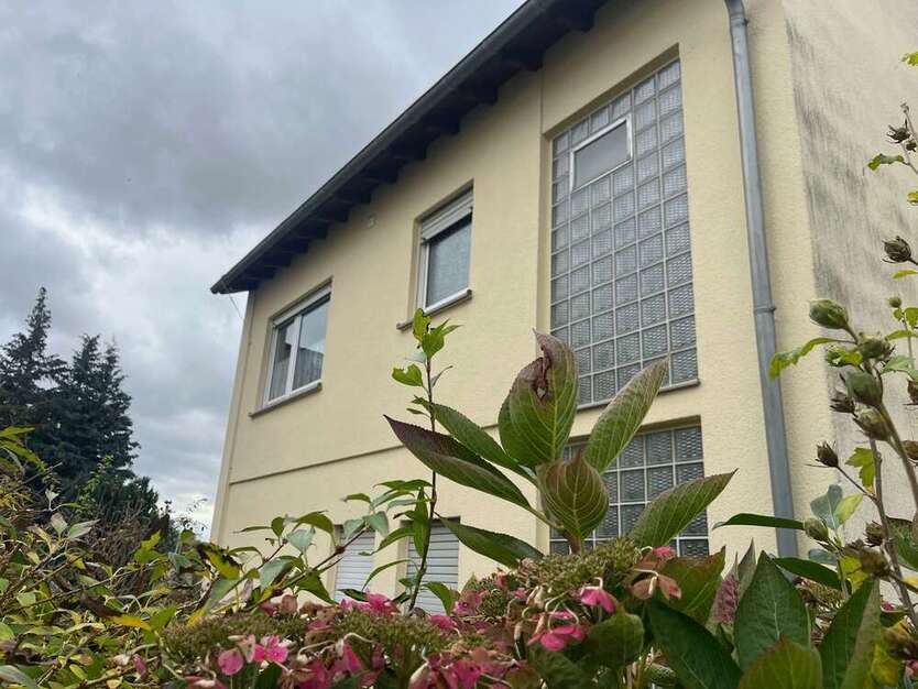 Haus zum Kaufen in Kelkheim 549.000 € 168 m² 6 zimmer