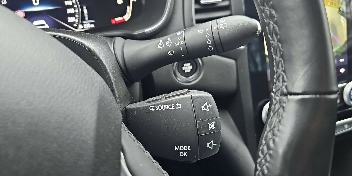 Renault Megane Intens Head-up Display, Kamera, 18.263 km 18.970 &euro; Schwalbach/Taunus 65824