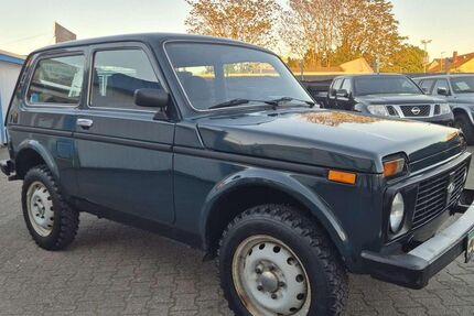 Lada Niva 17.000 km 8.900 &euro; Mainz-Kostheim 55246