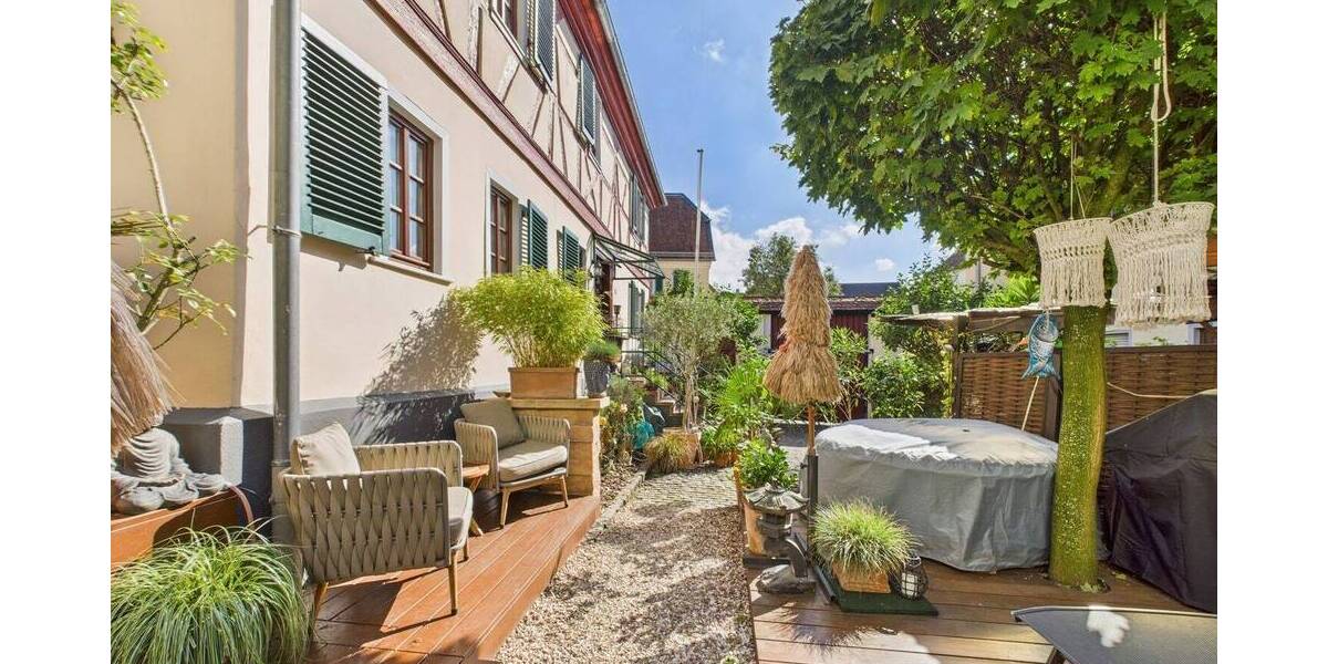 Einfamilienhaus Wiesbaden Igstadt - 7 Zimmer, 225 m&sup2;, 685.000&euro; | Angebot:25799596